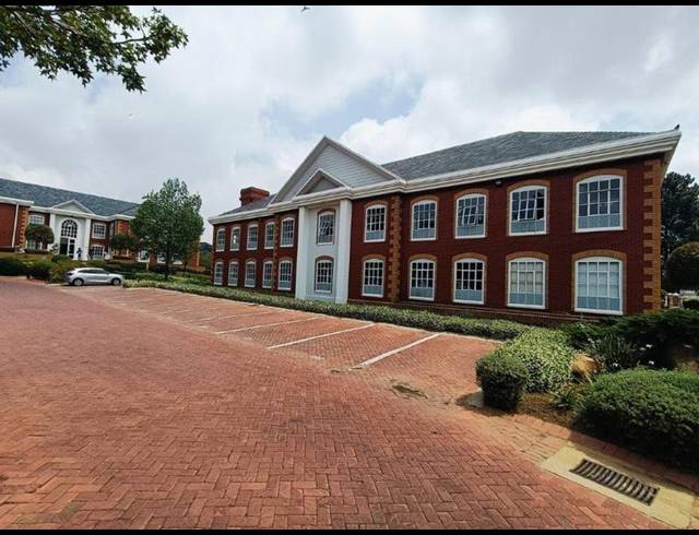 BUSINESS PROPERTY TO RENT IN BRYANSTON